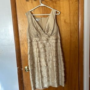 London Times sleeveless dress